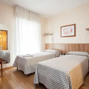 Ξενοδοχείο με διαμερίσματα Desenzano
