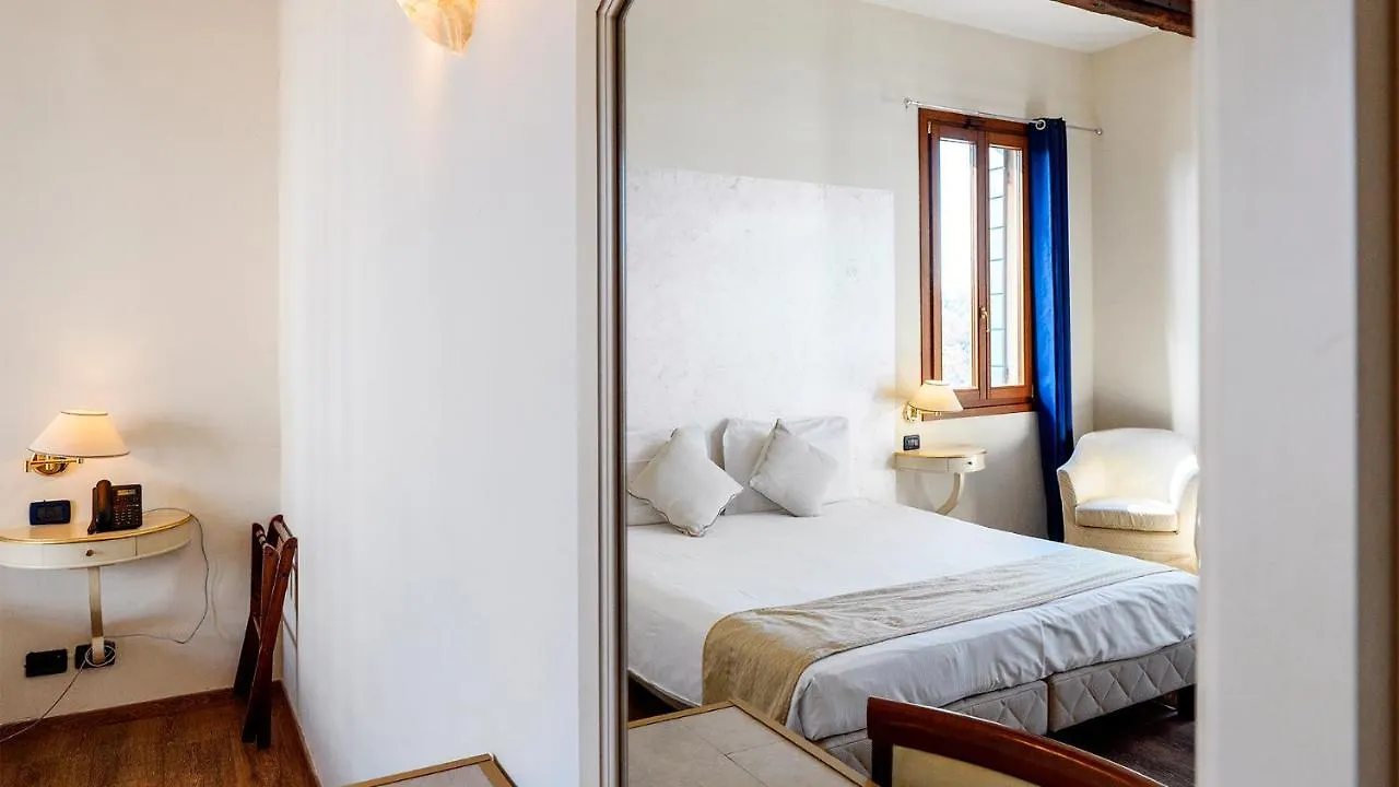 Bed and Breakfast Ca Doge Венеция Италия